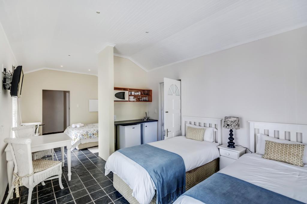 First Avenue Guesthouse Port Elizabeth Oda fotoğraf