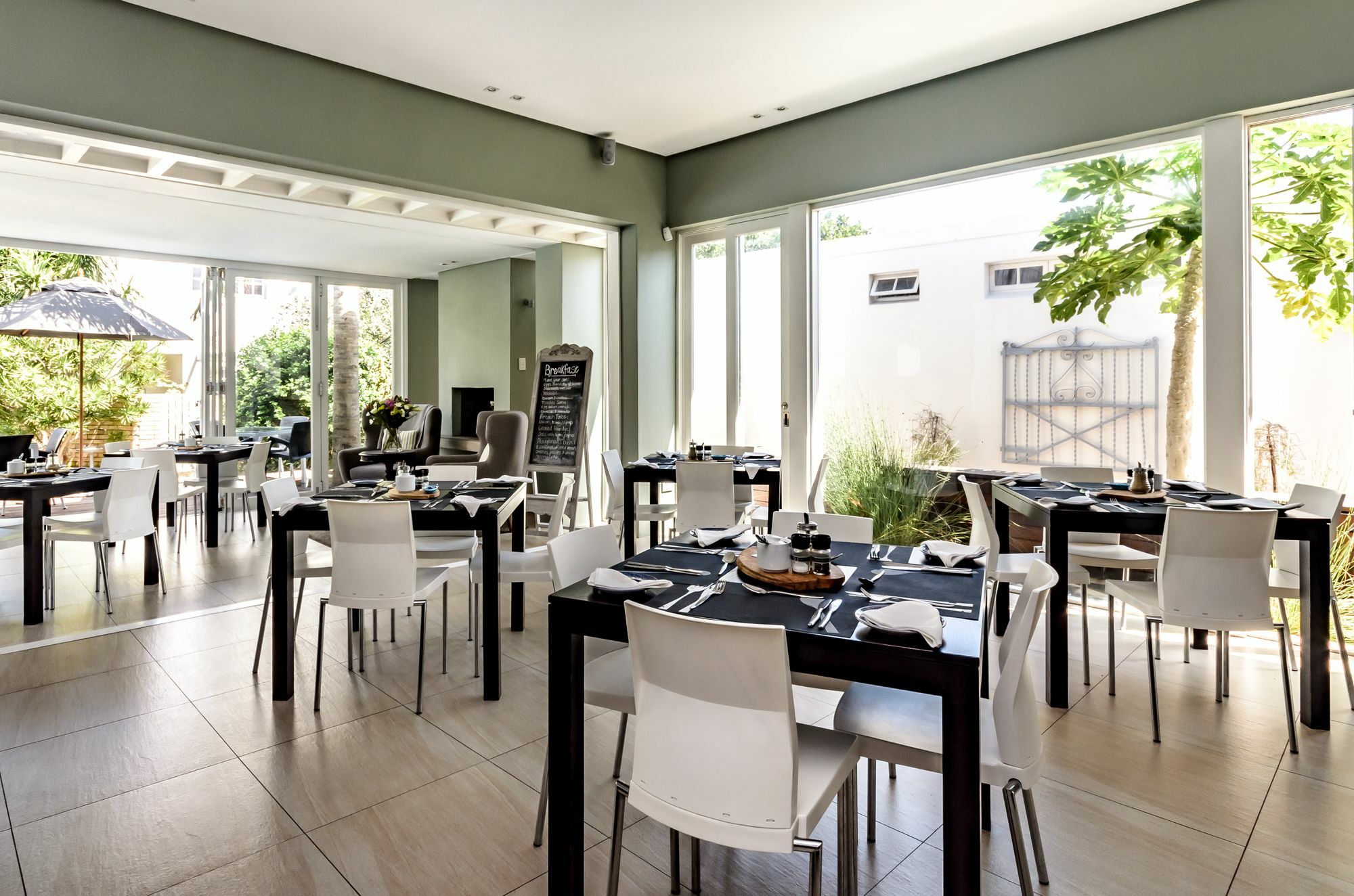 First Avenue Guesthouse Port Elizabeth Dış mekan fotoğraf